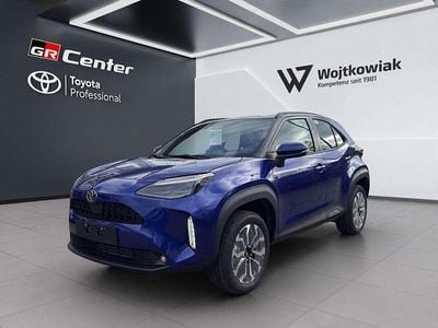 Neu Toyota Yaris Cross 131 PS (96 kW) 2025 Blau SUV