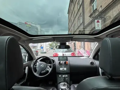 Gebraucht Nissan Qashqai 160 PS (117 kW) 2008 Silber SUV