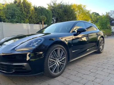 Gebraucht Porsche Panamera 4 Sport Turismo 330 PS (242 kW) 2019 Schwarz Limousine