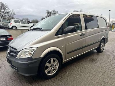 Brillantsilber metallic Gebraucht 2011 Mercedes Vito Van | 6.750 € (Fairer Preis)