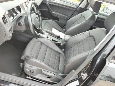 Gebraucht VW Golf VII Comfortline 140 PS (102 kW) 2014 Schwarz Limousine