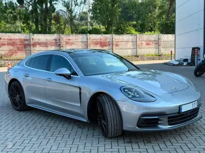 Gebraucht Porsche Panamera 4S 441 PS (324 kW) 2017 Silber Kleinwagen