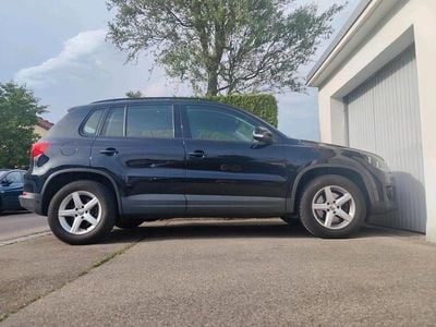 Gebraucht VW Tiguan 122 PS (89 kW) 2015 Schwarz SUV