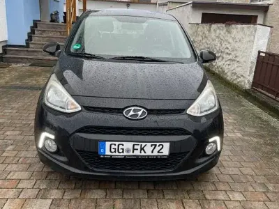 Gebraucht Hyundai i10 Style 87 PS (63 kW) 2014 Schwarz Kleinwagen