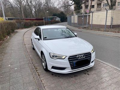 Gebraucht Audi A3 Ambition 140 PS (102 kW) 2013 Weiß Limousine