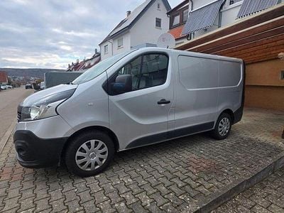Usata Renault Trafic 120 CV (88 kW) 2018 Grigio Monovolume