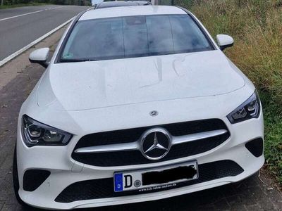 Mercedes CLA200