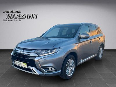 Grau Gebraucht 2019 Mitsubishi Outlander P-HEV Plus SUV | 23.490 € (Fairer Preis)
