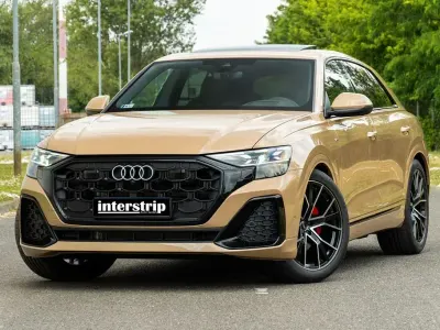 Używany Audi Q8 S-Line 286 KM (210 kW) 2025 Złoty SUV