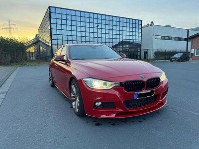 Second-hand BMW 328 Sport Line 245 CP (180 kW) 2011 Roșu Berlinǎ