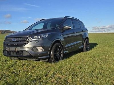 Usata Ford Kuga ST-Line 179 CV (131 kW) 2017 Grigio SUV