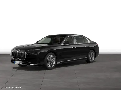 Gebraucht BMW 740 299 PS (219 kW) 2025 Schwarz Limousine