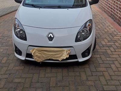 Second-hand Renault Twingo Night&Day 75 CP (55 kW) 2009 Alb Hatchback