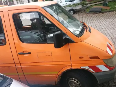 Używany Mercedes Sprinter 2001 Pomarańczowy