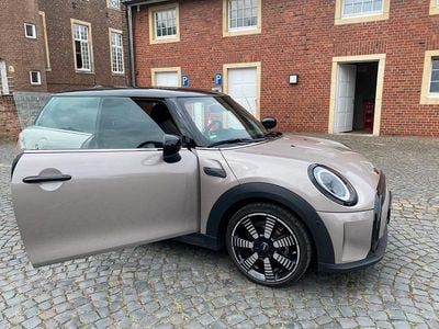 Gebraucht Mini Cooper 134 PS (98 kW) 2021 Andere farben Kleinwagen