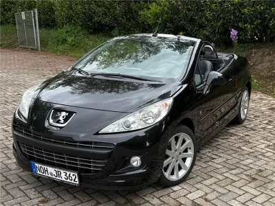Gebraucht Peugeot 207 CC Roland Garros 120 PS (88 kW) 2011 Schwarz Cabrio