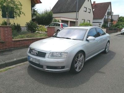 Second-hand Audi A8 Ambiente 334 CP (245 kW) 2004 Argintiu Berlinǎ