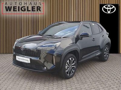 Neu Toyota Yaris Cross 92 PS (67 kW) 2025 Schwarz SUV