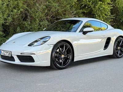 Porsche 718 Cayman