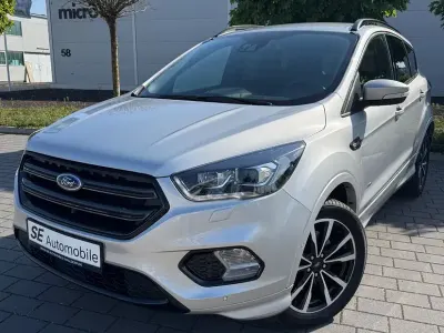 Gebraucht Ford Kuga ST-Line 175 PS (128 kW) 2019 Silber SUV