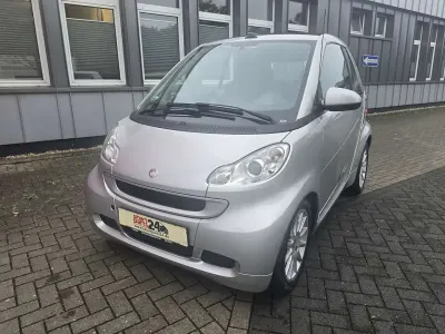 Gebraucht Smart ForTwo Cabrio 71 PS (52 kW) 2011 Tridionzelle silber Cabrio
