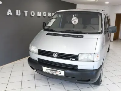 Second-hand VW Caravelle 102 CP (75 kW) 2003 Argintiu Van