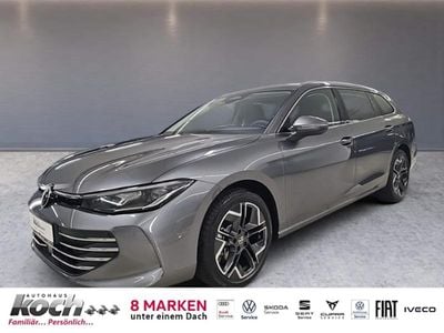 Gebraucht VW Passat IQ Drive 150 PS (110 kW) 2024 Grau Kombi