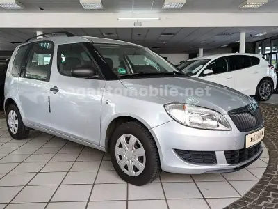 Gebraucht Skoda Roomster Active 86 PS (63 kW) 2011 Silber Van / Kleinbus
