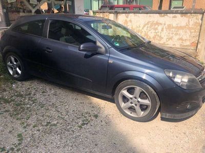 Opel Astra GTC