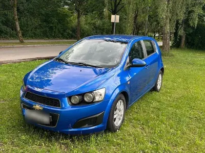 Gebraucht Chevrolet Aveo LTZ 101 PS (74 kW) 2012 Blau Kleinwagen