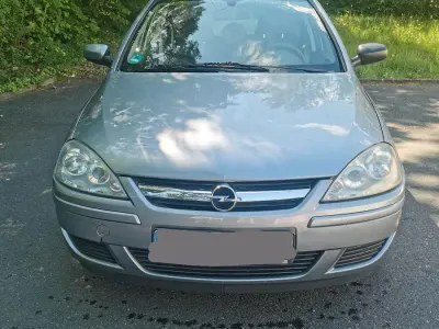 Gebraucht Opel Corsa 80 PS (58 kW) 2005 Grau Kleinwagen