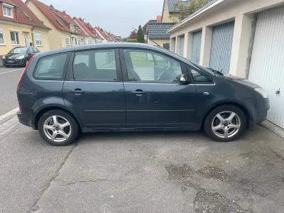 Używany Ford Focus 125 KM (91 kW) 2006 Niebieski Minivan
