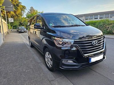 Hyundai H-1