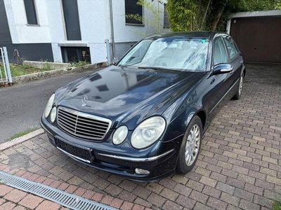 Mercedes E270