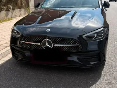 Gebraucht Mercedes C300 265 PS (194 kW) 2022 Schwarz Limousine