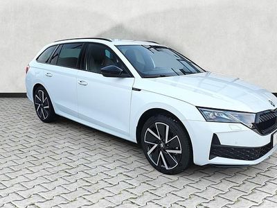 Neu Skoda Octavia SportLine 204 PS (150 kW) 2025 Moonweiß perleffekt Kombi