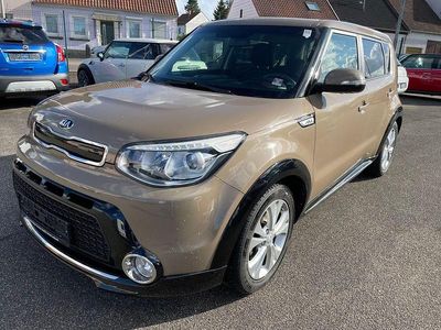 Gebraucht Kia Soul DREAM-TEAM Edition 132 PS (97 kW) 2015 Latte brown SUV