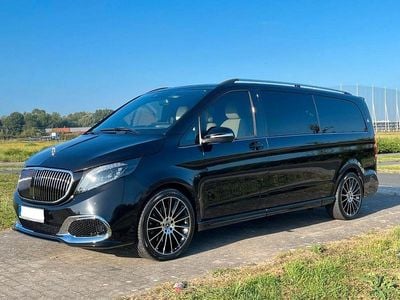 Mercedes V220