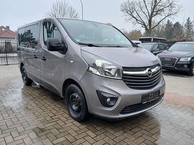 Gebraucht Opel Vivaro 125 PS (91 kW) 2018 Grau Van / Kleinbus