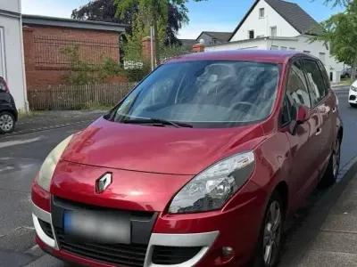 Gebraucht Renault Scenic E-Tech 130 PS (95 kW) 2009 Rot Limousine