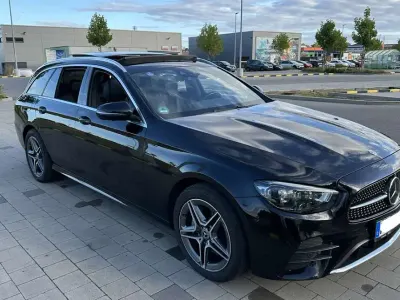 Gebraucht Mercedes E300 AMG line 306 PS (225 kW) 2020 Schwarz Kombi