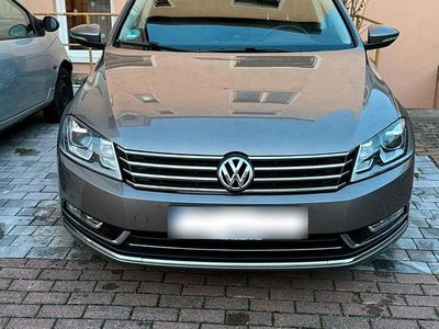 Gebraucht VW Passat 122 PS (89 kW) 2011 Braun Kombi
