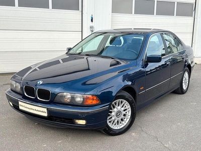 BMW 523