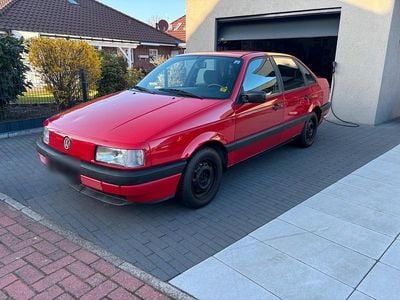 Gebraucht VW Passat 90 PS (66 kW) 1991 Rot Limousine