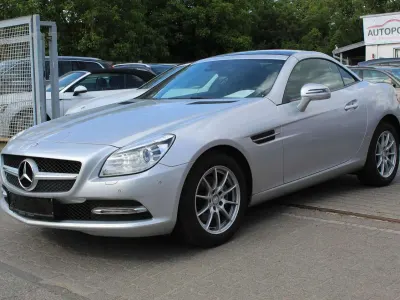 Gebraucht Mercedes SLK200 184 PS (135 kW) 2013 Iridiumsilber  metalliclack Cabrio