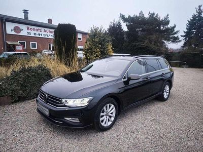 Deep black pearlescent Gebraucht 2023 VW Passat Business Kombi | 23.480 € (Fairer Preis)