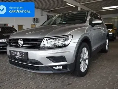 Gebraucht VW Tiguan Highline 150 PS (110 kW) 2019 Tungsten silver metallic SUV