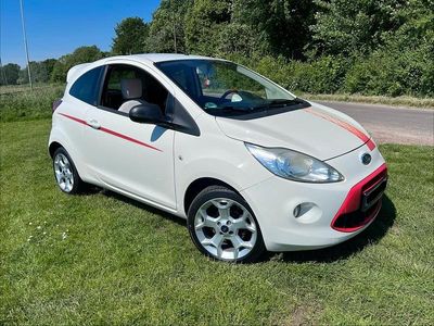 Gebraucht Ford Ka Titanium 60 PS (44 kW) 2010 Weiß Kleinwagen