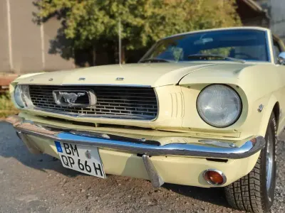 Gebraucht Ford V8 250 PS (183 kW) 1966 Gelb Coupé