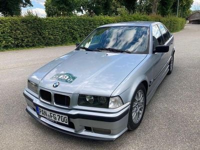 Second-hand BMW 316 Performance 102 CP (75 kW) 1994 Argintiu Berlinǎ